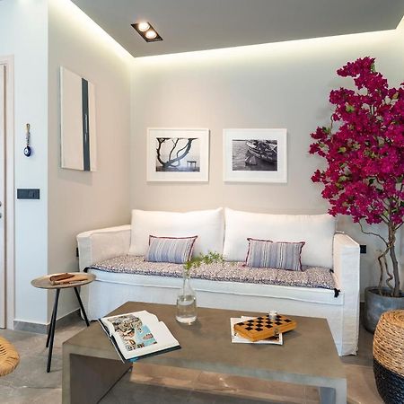 Elia & Anthos Deluxe Suites Иксия Екстериор снимка