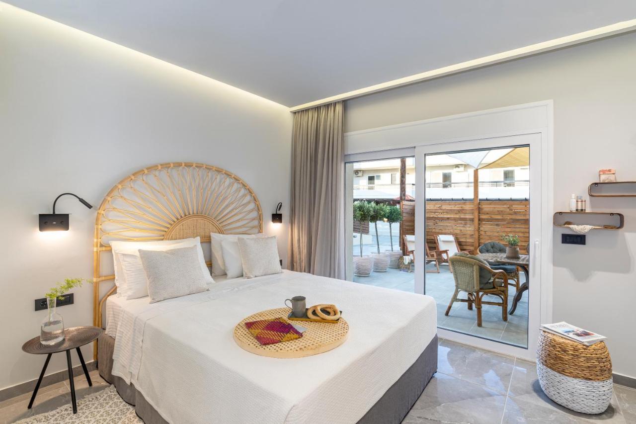 Elia & Anthos Deluxe Suites Иксия Екстериор снимка