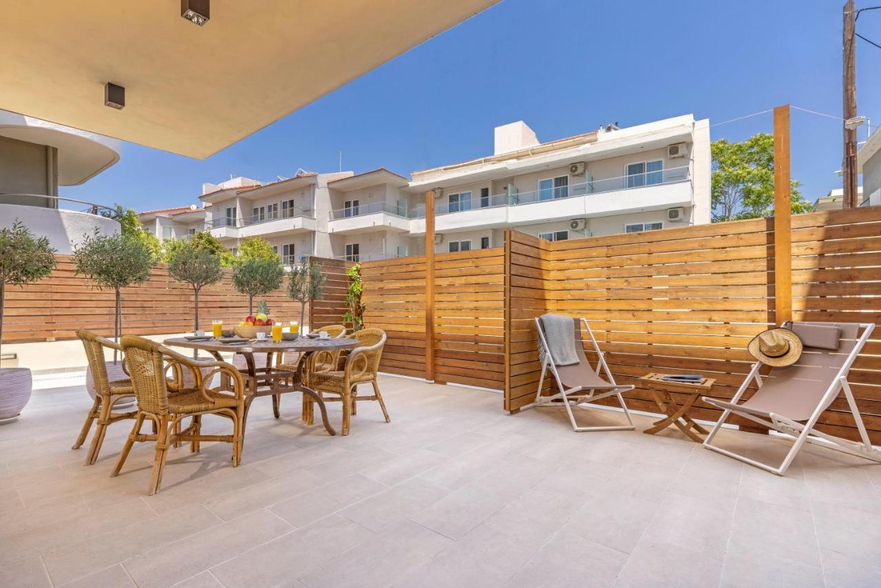 Elia & Anthos Deluxe Suites Иксия Екстериор снимка