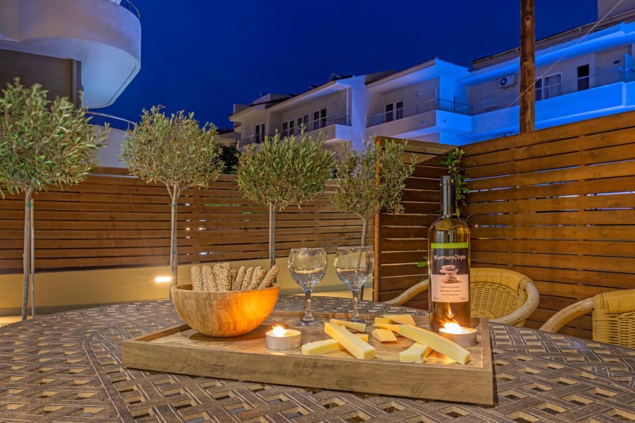 Elia & Anthos Deluxe Suites Иксия Екстериор снимка