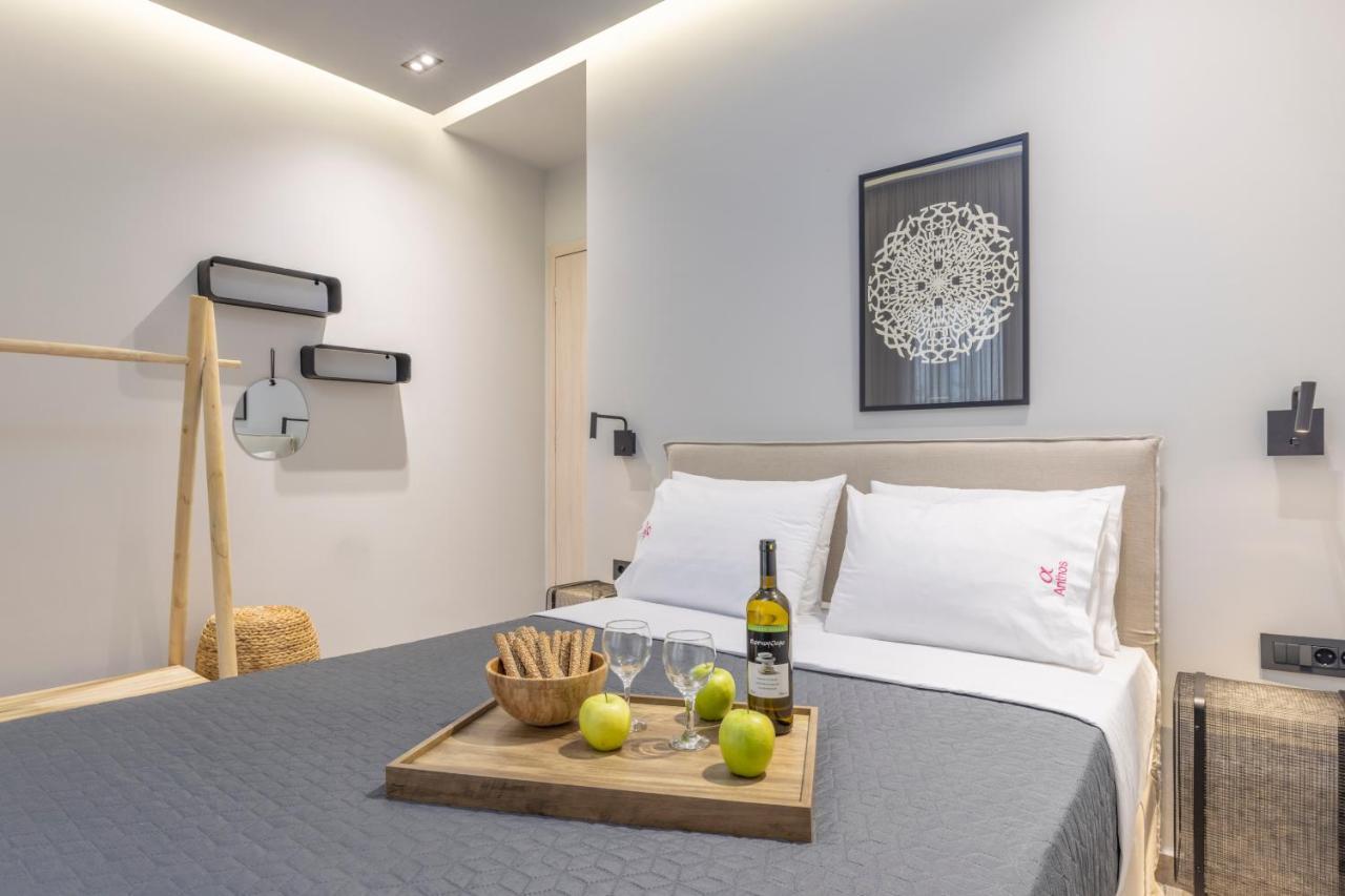 Elia & Anthos Deluxe Suites Иксия Екстериор снимка